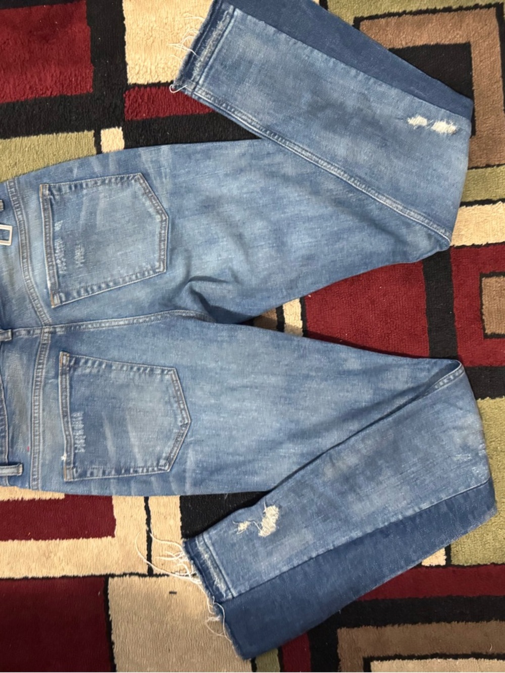 Art meets chaos two tone by Donwan Harrel size 32 - Picture 6 of 6